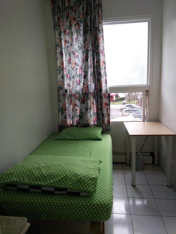 University Apartment Торонто Экстерьер фото